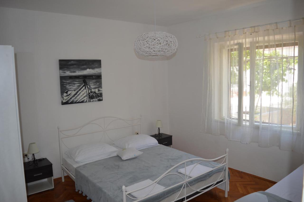 Goga Apartments Primošten Zewnętrze zdjęcie